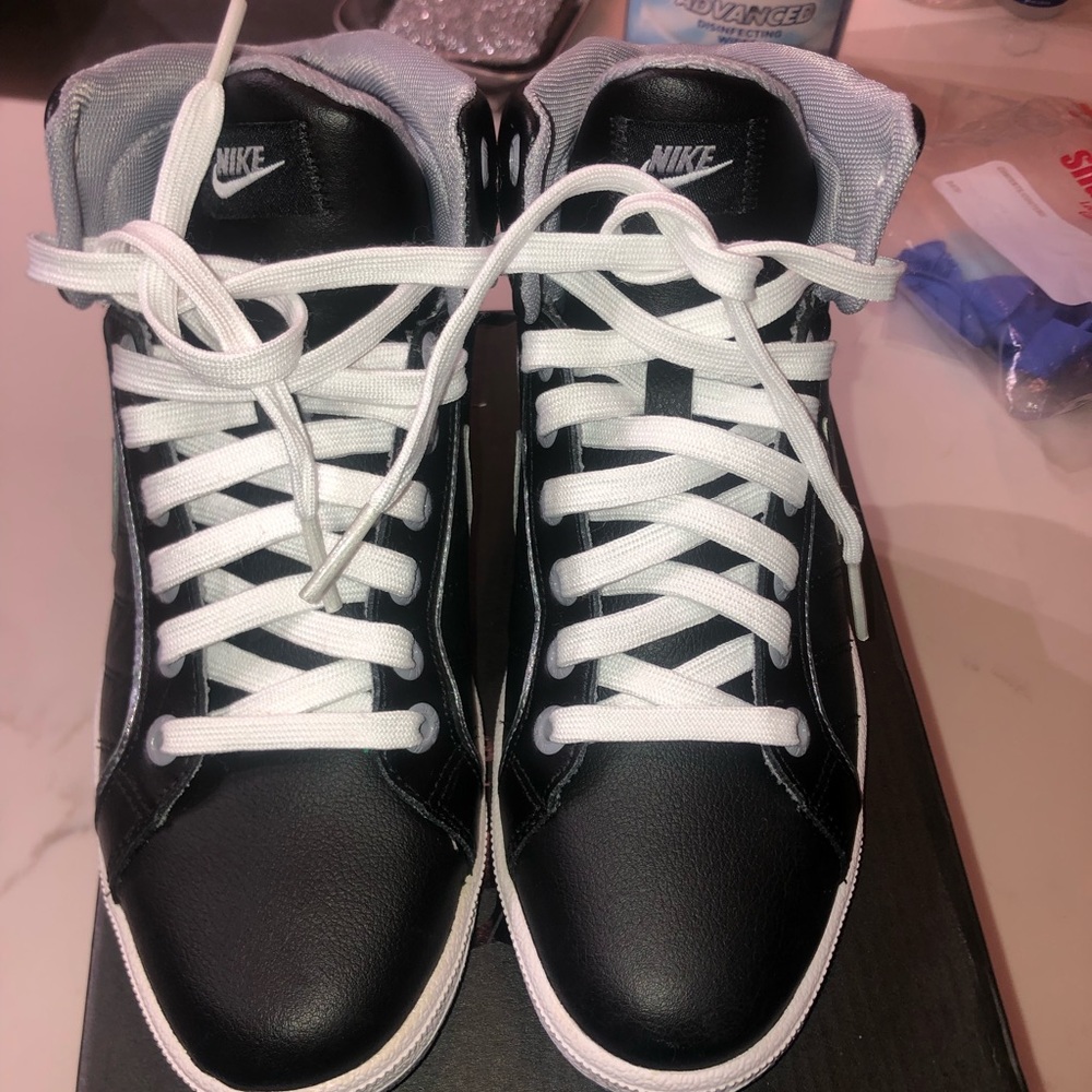 Various women’s and youth sneakers